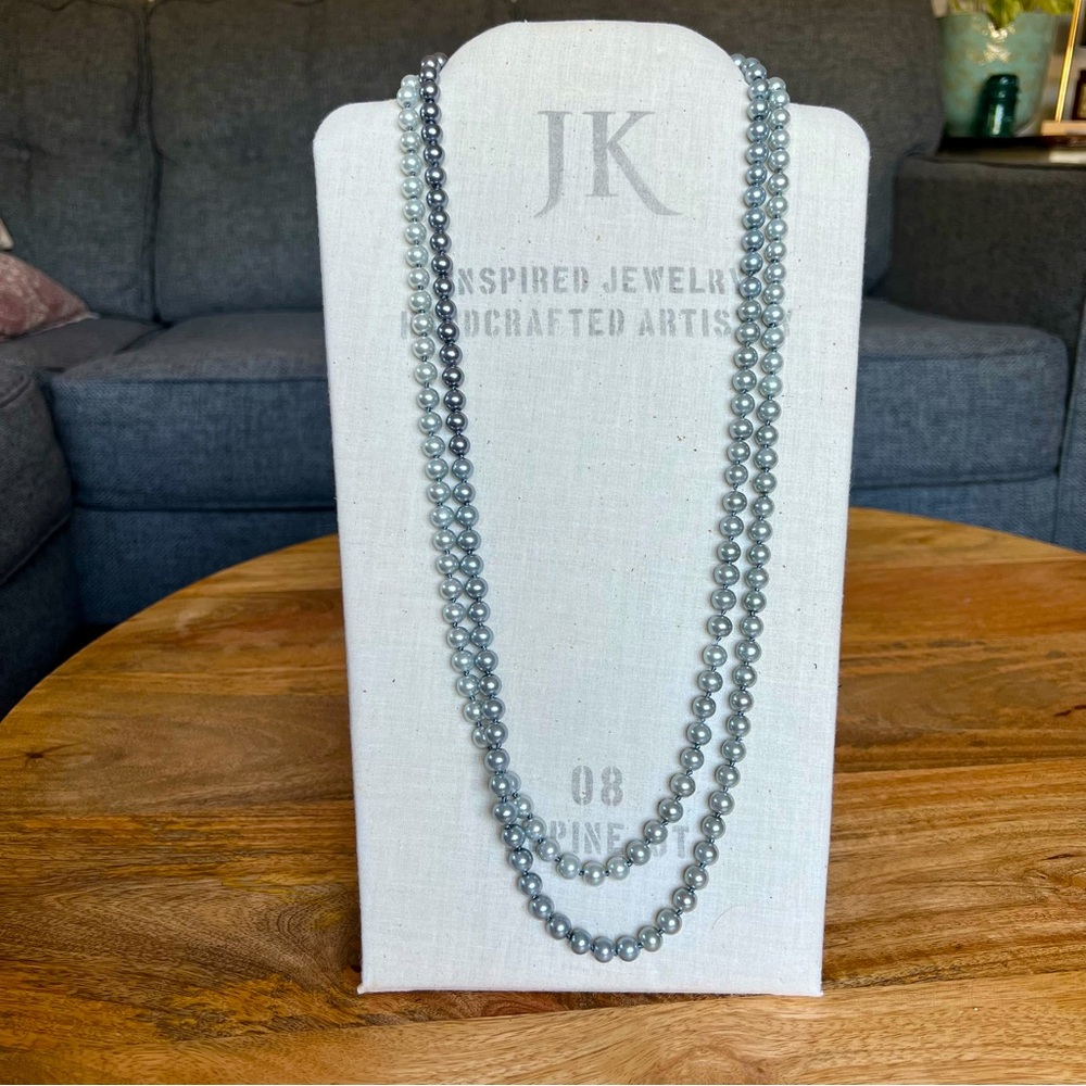 Jewel Kade Ombré Gray Pearl Necklace